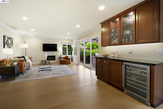 604 Lomond Cir, San Ramon, CA 94583