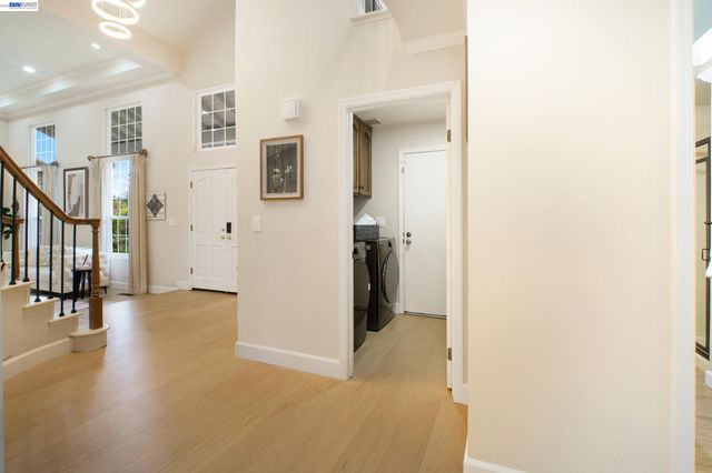 604 Lomond Cir, San Ramon, CA 94583
