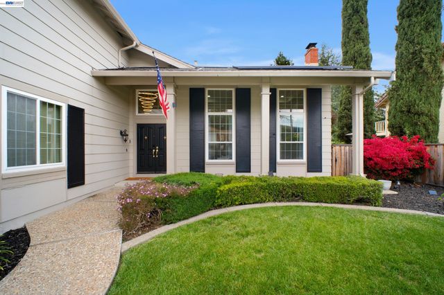 604 Lomond Cir, San Ramon, CA 94583