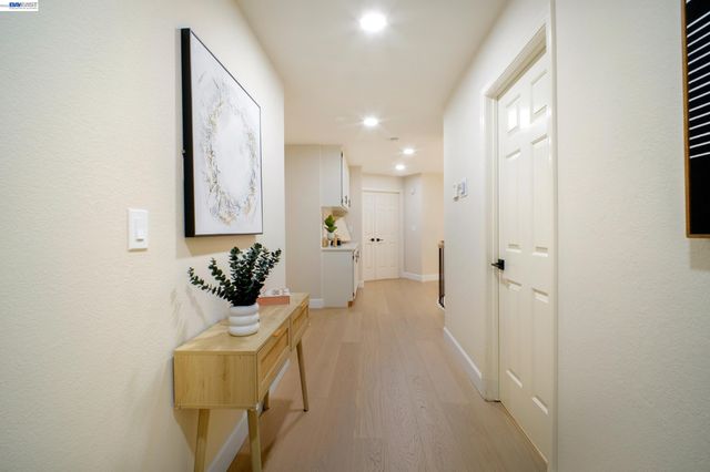 604 Lomond Cir, San Ramon, CA 94583