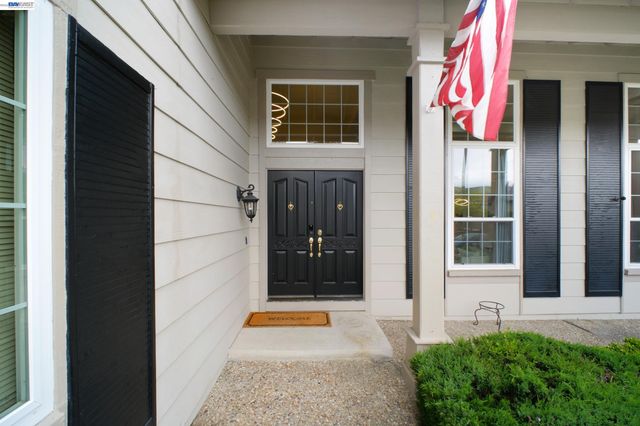 604 Lomond Cir, San Ramon, CA 94583