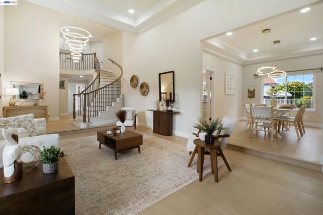 604 Lomond Cir, San Ramon, CA 94583