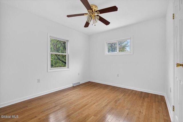 51 S Kellogg Avenue, Colonie, NY 12304
