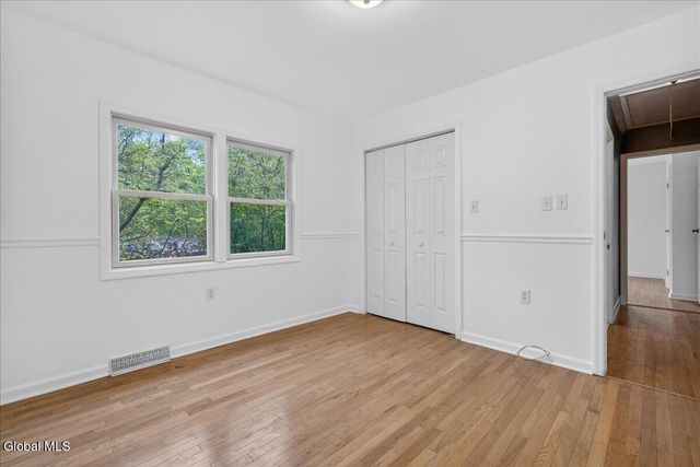 51 S Kellogg Avenue, Colonie, NY 12304