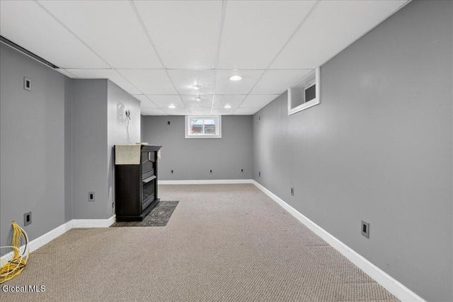 51 S Kellogg Avenue, Colonie, NY 12304