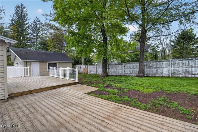 51 S Kellogg Avenue, Colonie, NY 12304