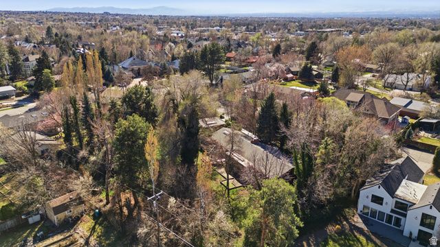 6019 S 2180 E, Holladay, UT 84121