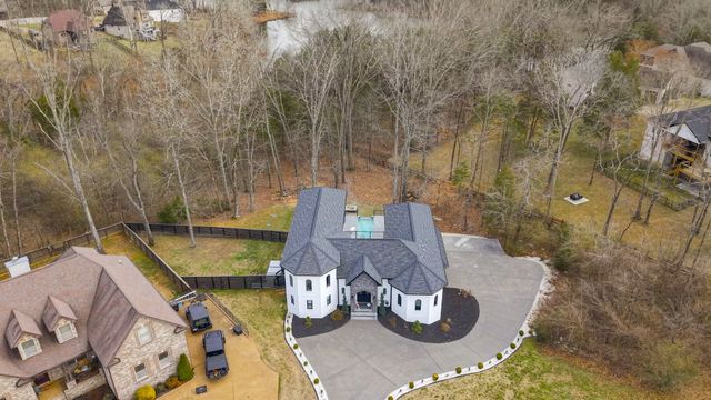 114 Mallard Pt, Lebanon, TN 37087