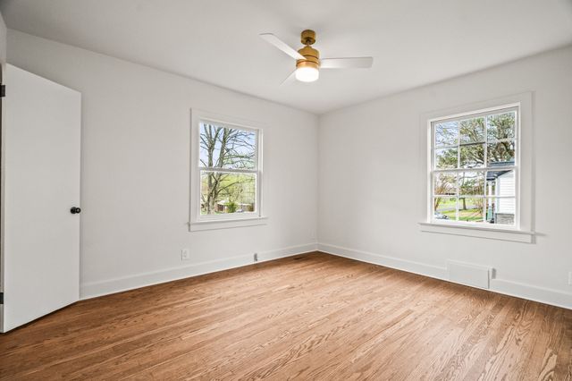 2302 Ruth St, Springfield, TN 37172