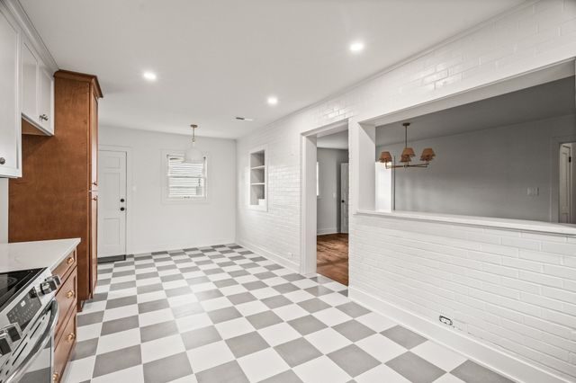 2302 Ruth St, Springfield, TN 37172