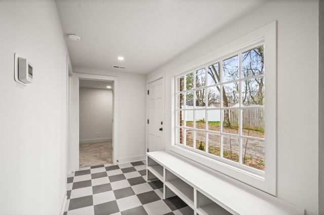 2302 Ruth St, Springfield, TN 37172