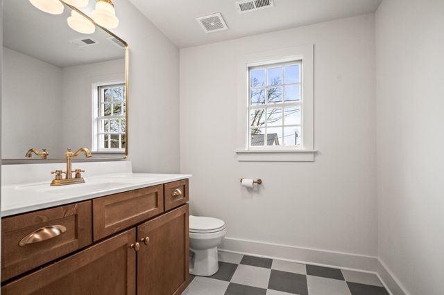 2302 Ruth St, Springfield, TN 37172