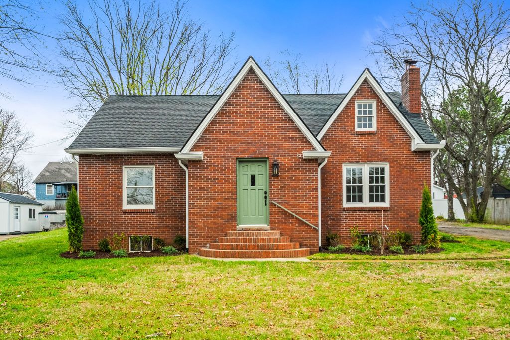 2302 Ruth St, Springfield, TN 37172