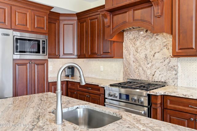 32 Halsey Drive, Brick, NJ 08723