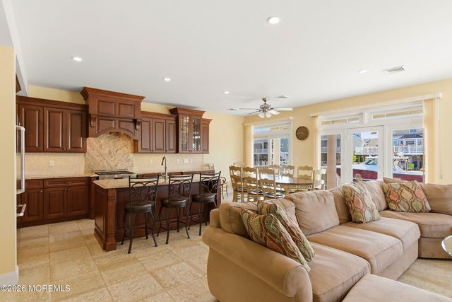 32 Halsey Drive, Brick, NJ 08723