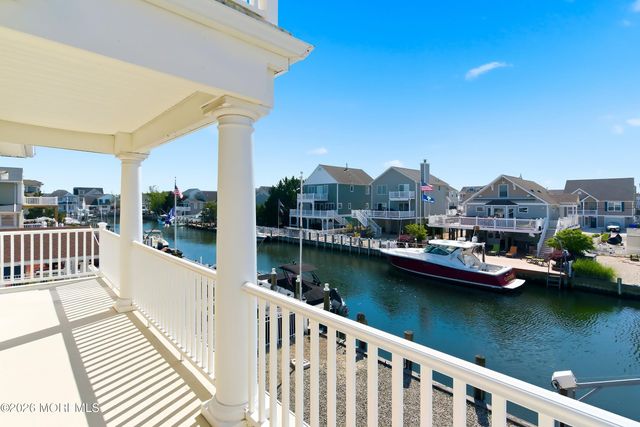 32 Halsey Drive, Brick, NJ 08723