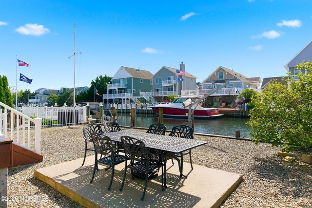 32 Halsey Drive, Brick, NJ 08723
