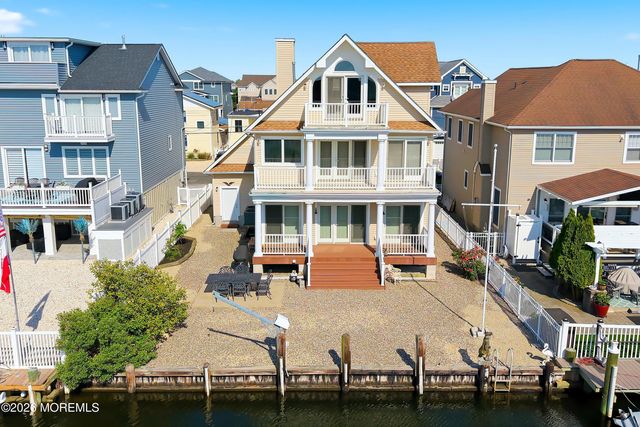32 Halsey Drive, Brick, NJ 08723
