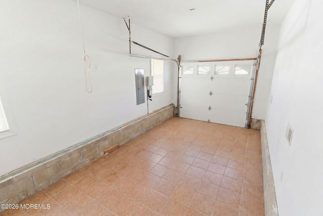 32 Halsey Drive, Brick, NJ 08723
