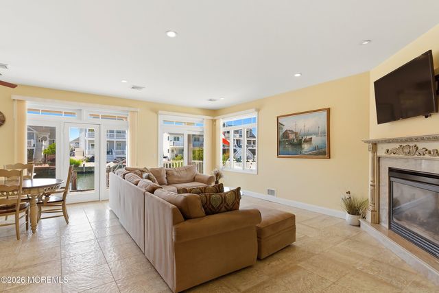 32 Halsey Drive, Brick, NJ 08723