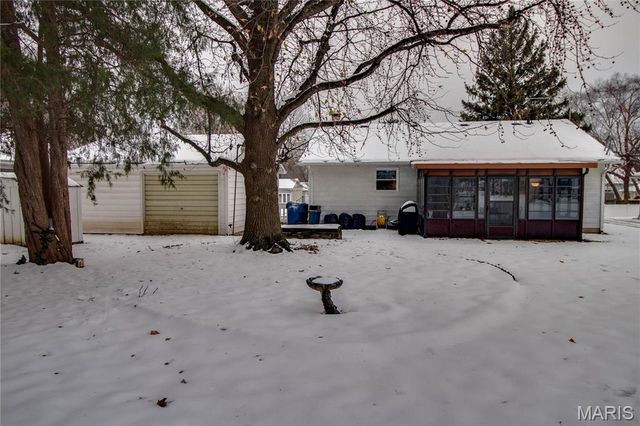 1105 N Giddings Avenue, Jerseyville, IL 62052