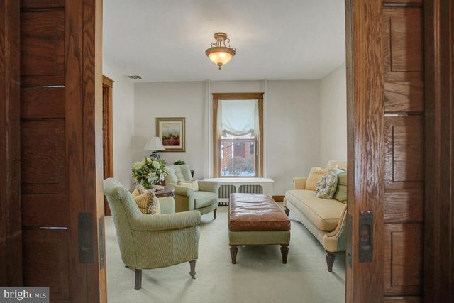 530 E CATHERINE STREET, Chambersburg, PA 17201