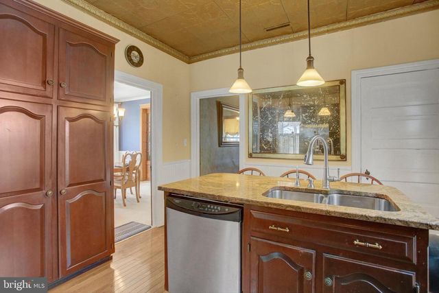 530 E CATHERINE STREET, Chambersburg, PA 17201