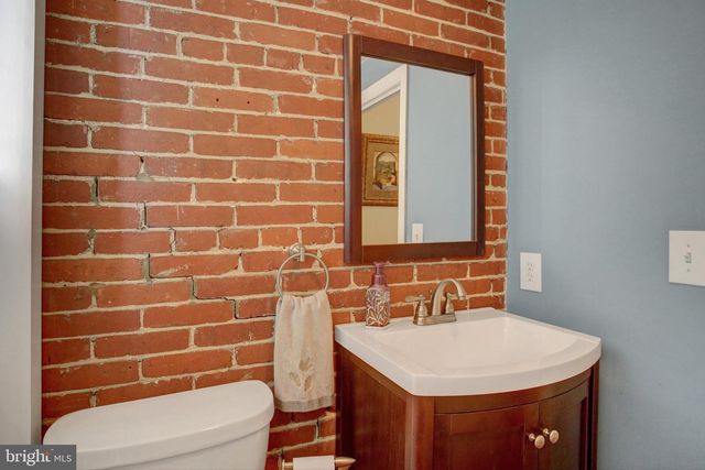 530 E CATHERINE STREET, Chambersburg, PA 17201