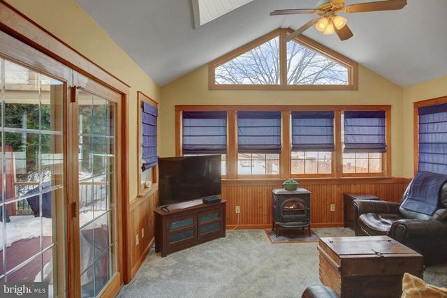 530 E CATHERINE STREET, Chambersburg, PA 17201