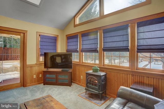 530 E CATHERINE STREET, Chambersburg, PA 17201