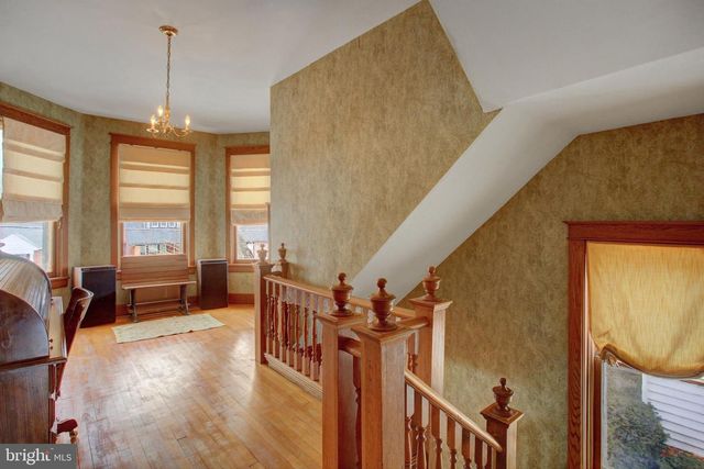 530 E CATHERINE STREET, Chambersburg, PA 17201