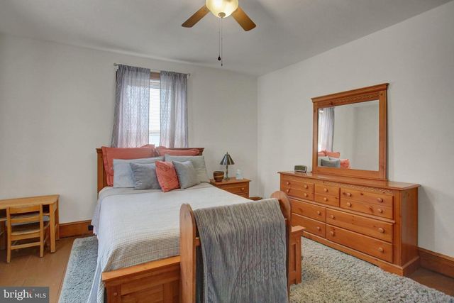 530 E CATHERINE STREET, Chambersburg, PA 17201