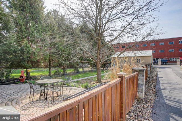 530 E CATHERINE STREET, Chambersburg, PA 17201