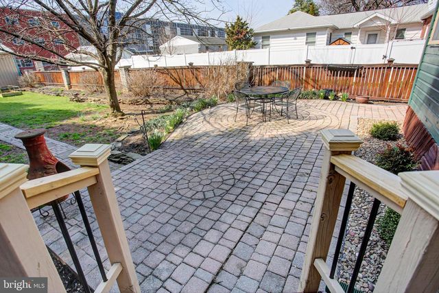 530 E CATHERINE STREET, Chambersburg, PA 17201