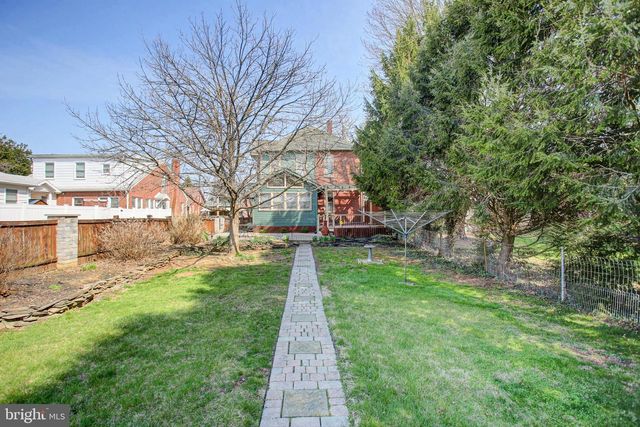 530 E CATHERINE STREET, Chambersburg, PA 17201