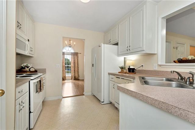 381 Arrowhatchee Drive, Winder, GA 30680