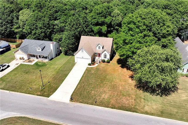 381 Arrowhatchee Drive, Winder, GA 30680