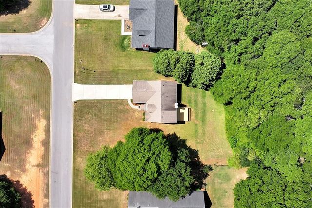381 Arrowhatchee Drive, Winder, GA 30680