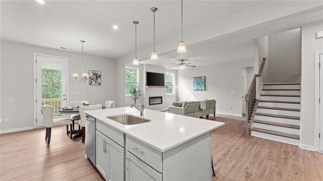 373 Riverwood Pass, Dallas, GA 30157