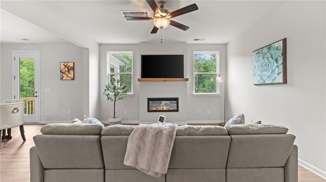 373 Riverwood Pass, Dallas, GA 30157