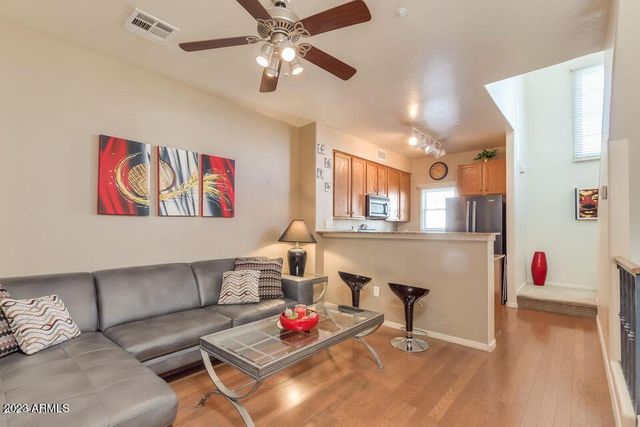 1313 S Owl Drive, Gilbert, AZ 85296