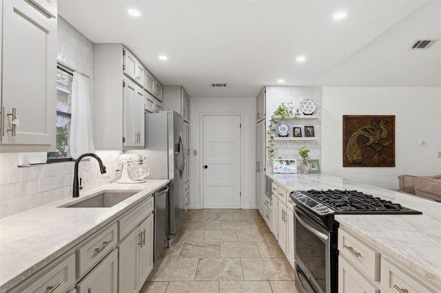11905 Misty Brook DR, Austin, TX 78727