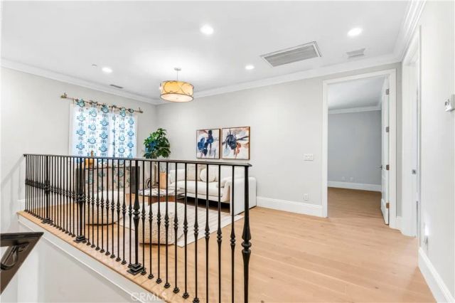 566 S 2nd Avenue, Arcadia, CA 91006