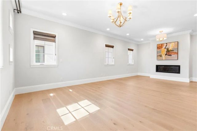 566 S 2nd Avenue, Arcadia, CA 91006