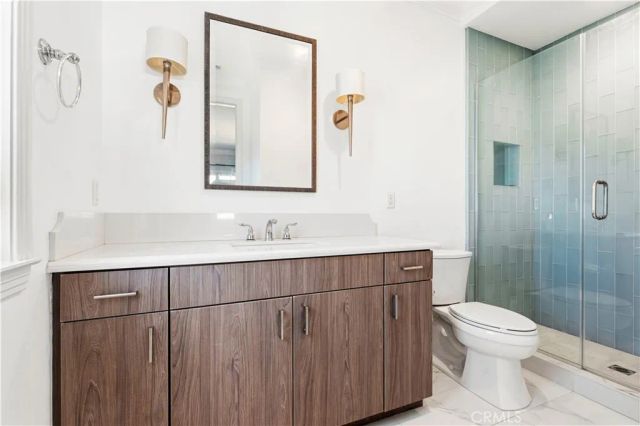 566 S 2nd Avenue, Arcadia, CA 91006