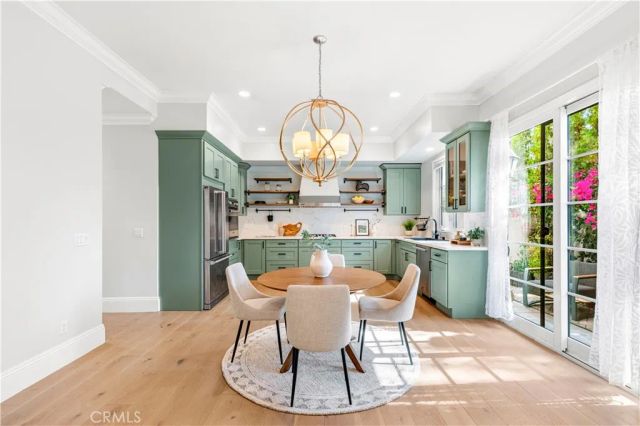 566 S 2nd Avenue, Arcadia, CA 91006