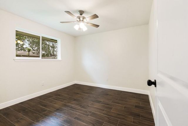 10323 Sagebluff Drive, Houston, TX 77089