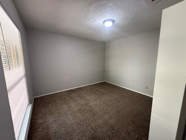 12812 Tomanet TRL B, Austin, TX 78727