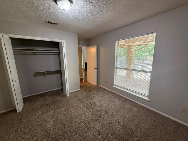 12812 Tomanet TRL B, Austin, TX 78727