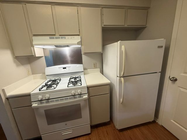 12812 Tomanet TRL B, Austin, TX 78727